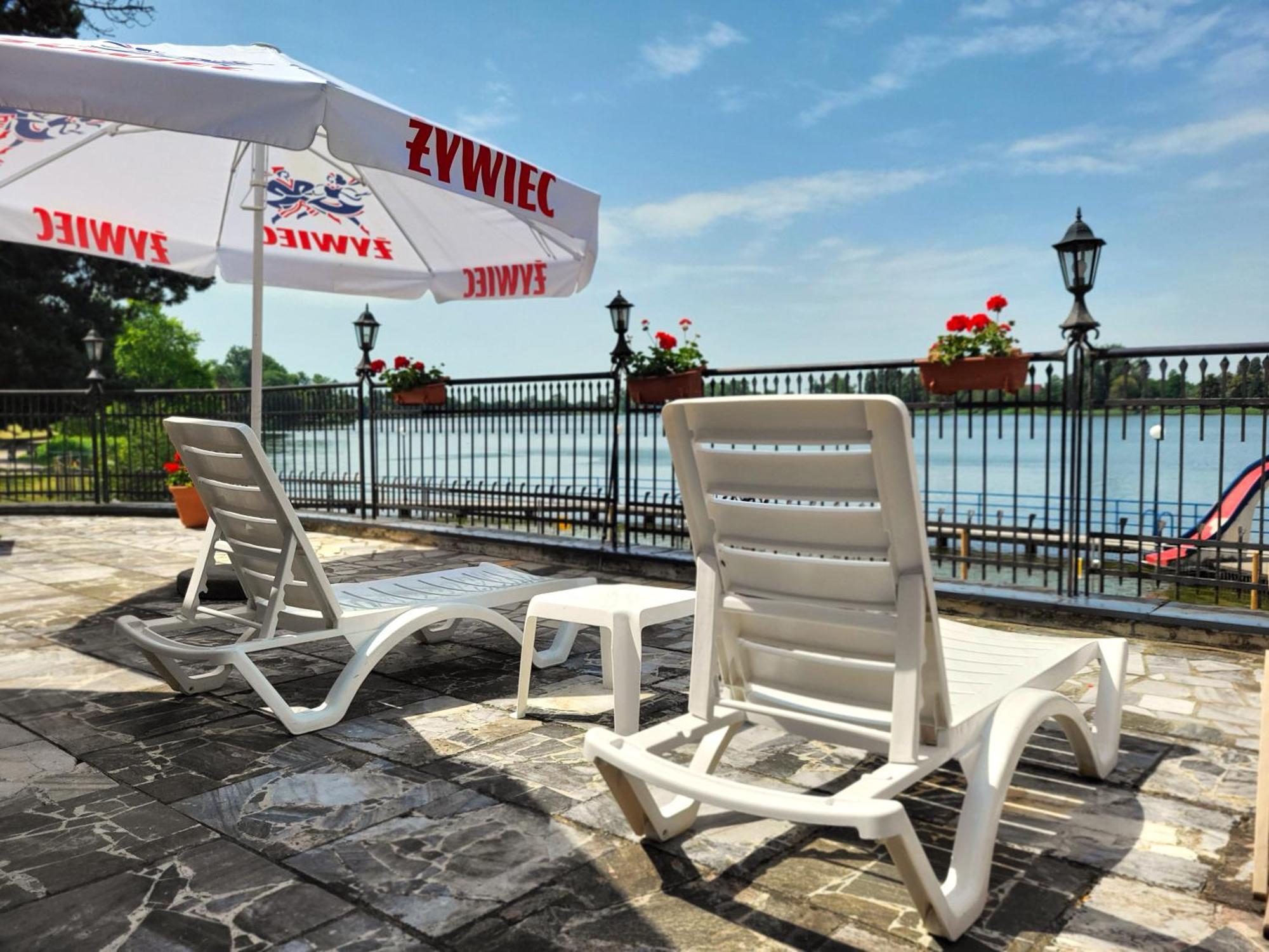 Hotel Pietrak Wągrowiec Екстериор снимка