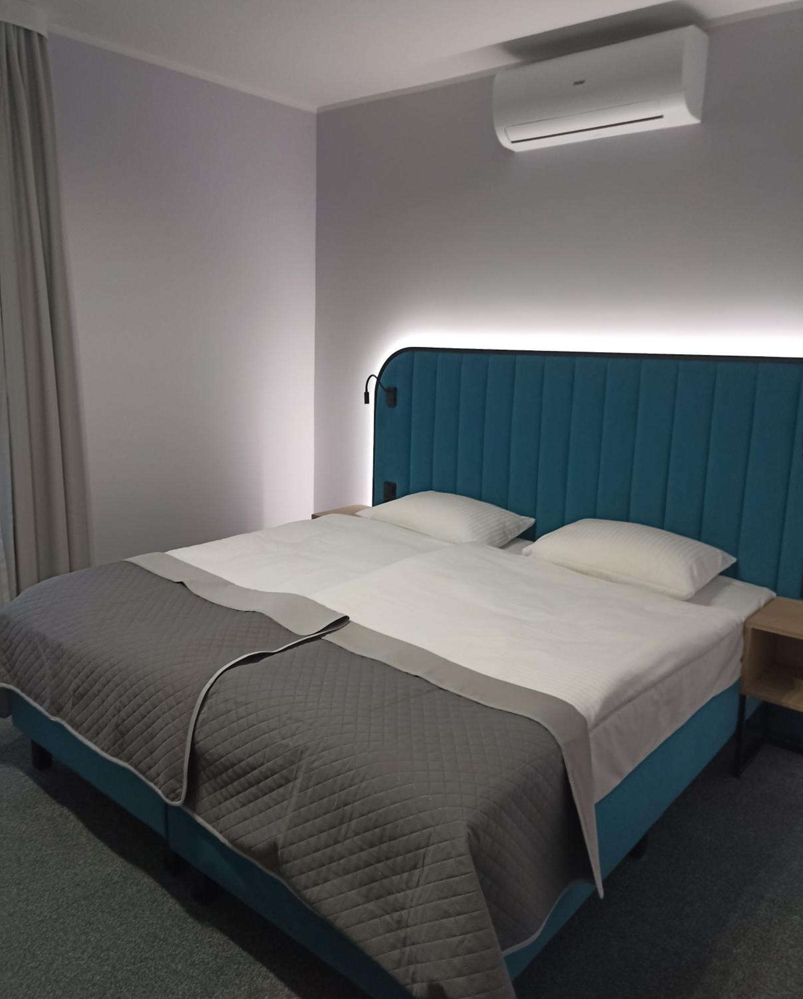 Hotel Pietrak Wągrowiec Стая снимка