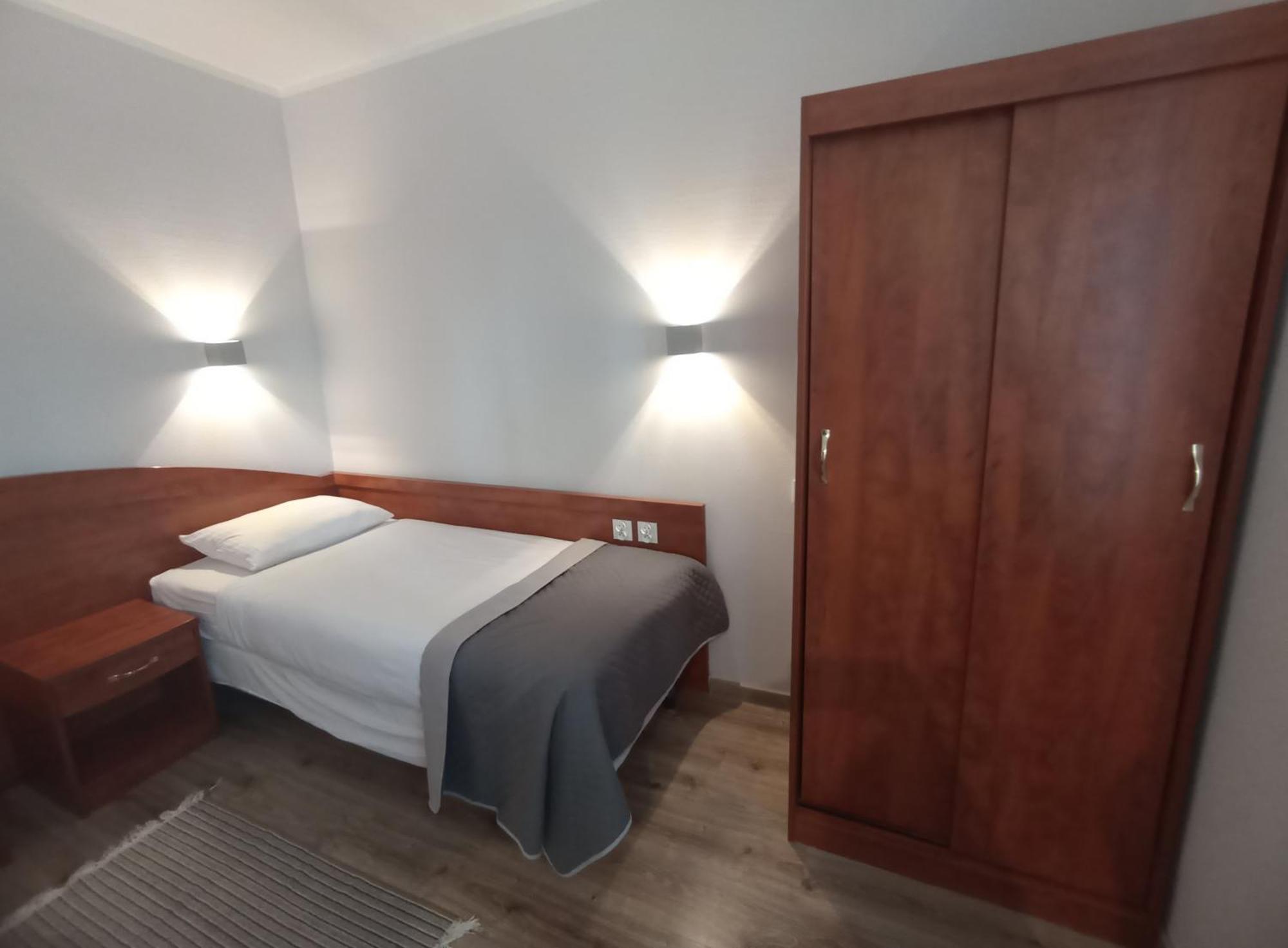 Hotel Pietrak Wągrowiec Стая снимка