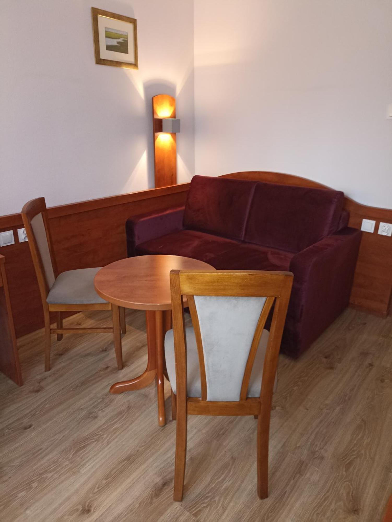 Hotel Pietrak Wągrowiec Екстериор снимка