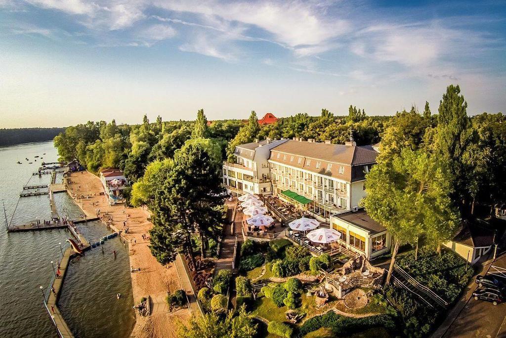 Hotel Pietrak Wągrowiec Екстериор снимка